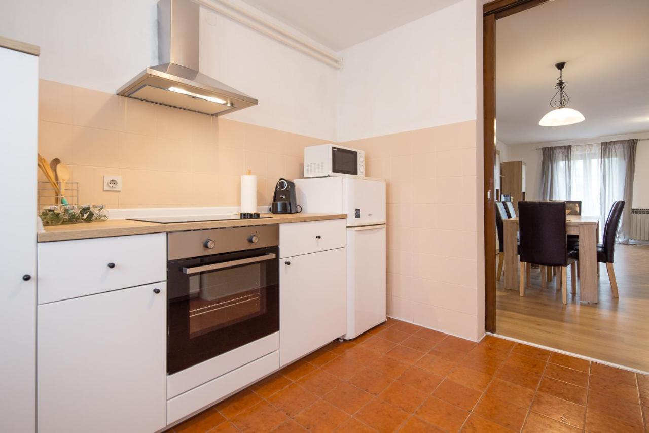 Holiday House Casa Maria โรวีน ภายนอก รูปภาพ